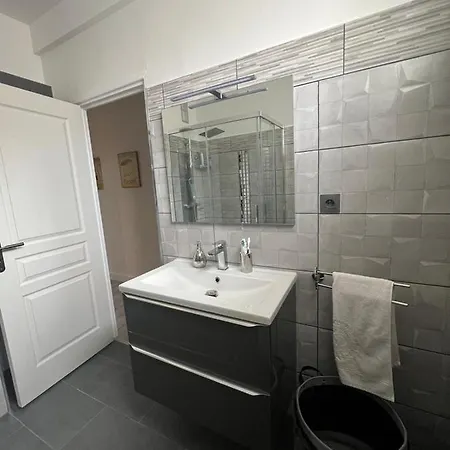 Apartmán Gorgeous 2 Bedrooms Nice