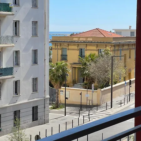 Apartmán Gorgeous 2 Bedrooms *