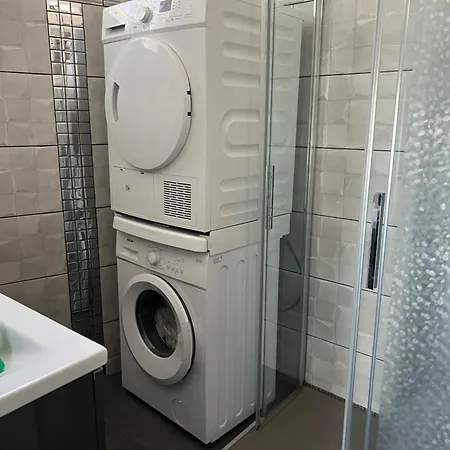 Gorgeous 2 Bedrooms Apartmán
