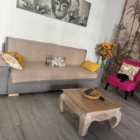 Apartmán Gorgeous 2 Bedrooms *