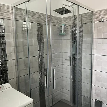 Gorgeous 2 Bedrooms * Nicea